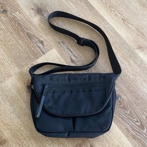 Lululemon Fanny pack / cross body combo bag